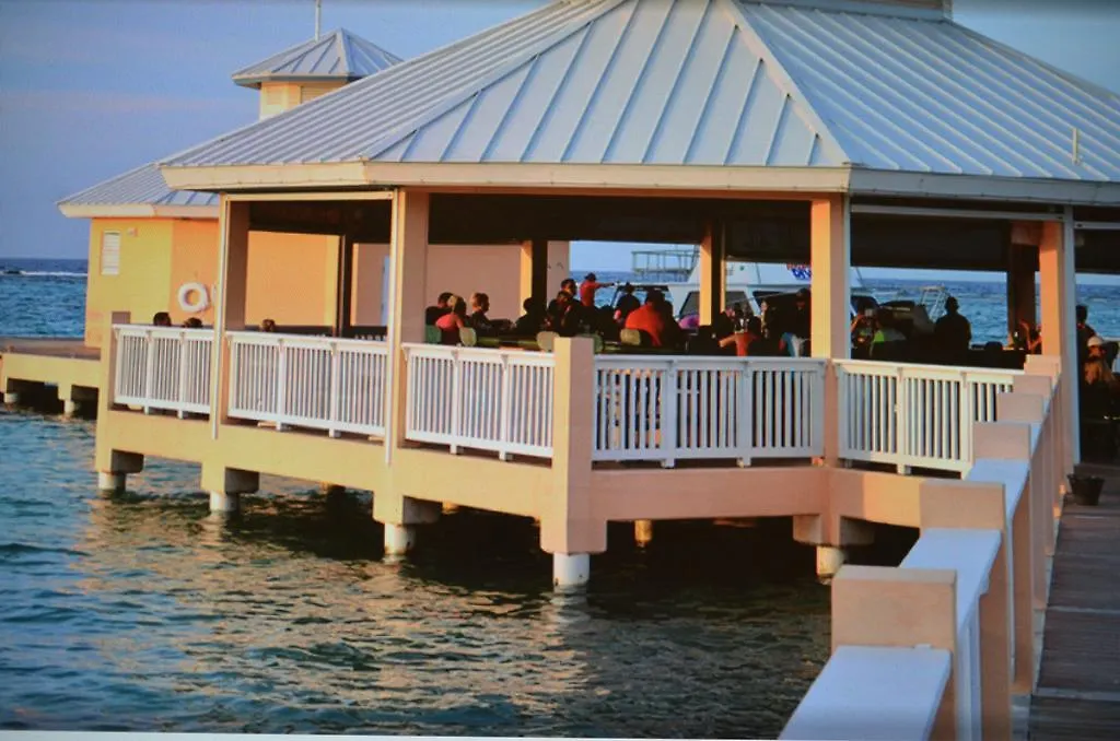 Morritts Tortuga Club And Resort East End